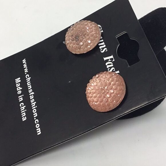 Textured Gem Cluster Stud Earrings (H15) - Picture 2 of 4